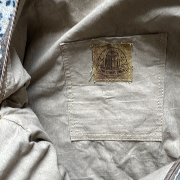 NWT barrel shack weekender - Picture 10 of 10